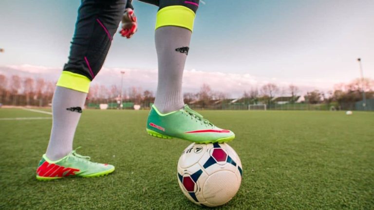 sgwin88 football