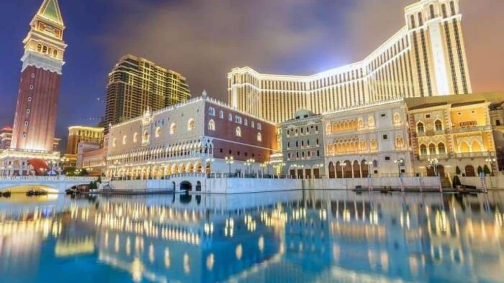 What is the world's gambling capital today?